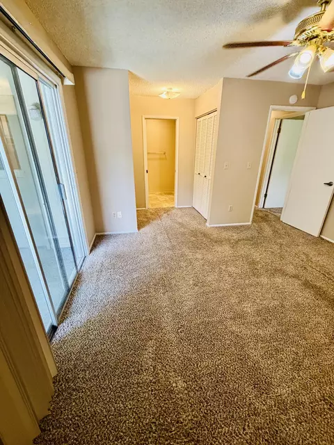 Bedroom - 1830 Del Mar Ave, Redding, CA 96003 photo 3 of 4