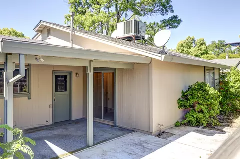 Exterior - 1830 Del Mar Ave, Redding, CA 96003 photo 8 of 17