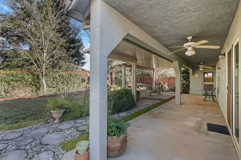 Exterior - 3086 Henrys Fork Dr, Redding, CA 96002 photo 7 of 8