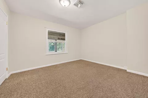 Bedroom - 7682 Brokeoff Meadows Rd, Shingletown, CA 96088 photo 3 of 4