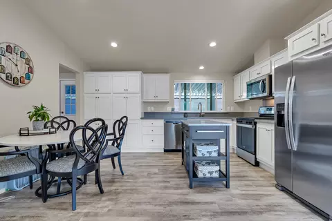 740 Sweetgum Trl, Redding, CA 96003 photo 15