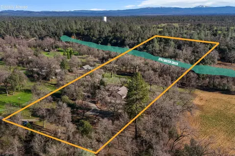 View/Area - 11131 Sara Dr, Redding, CA 96003 photo 2 of 20