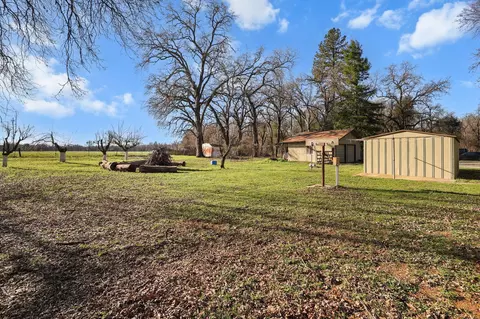 Exterior - 11131 Sara Dr, Redding, CA 96003 photo 23 of 32