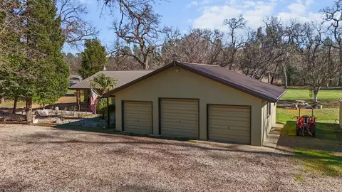Other - 11131 Sara Dr, Redding, CA 96003 photo 3 of 14