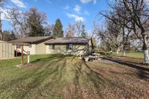 Exterior - 11131 Sara Dr, Redding, CA 96003 photo 22 of 32