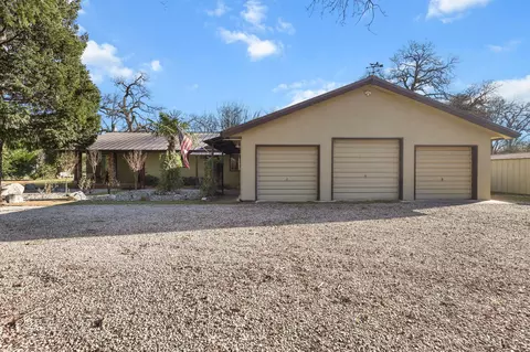 Exterior - 11131 Sara Dr, Redding, CA 96003 photo 6 of 32