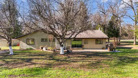 Exterior - 11131 Sara Dr, Redding, CA 96003 photo 28 of 32