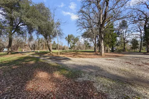 Exterior - 11131 Sara Dr, Redding, CA 96003 photo 14 of 32