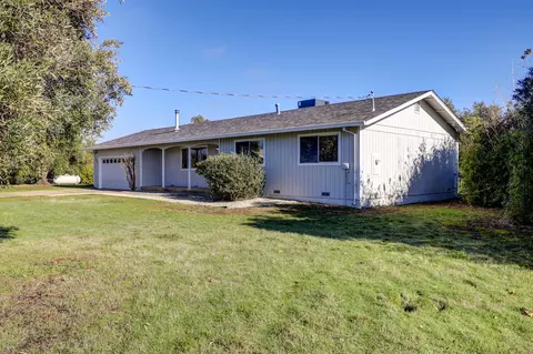 5537 Olive St, Anderson, CA 96007 photo 6