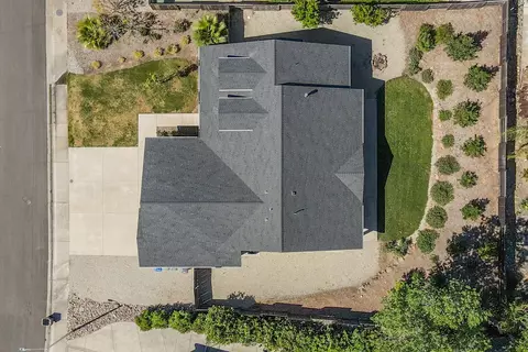 1403 Spinnaker Dr, Redding, CA 96003 photo 4