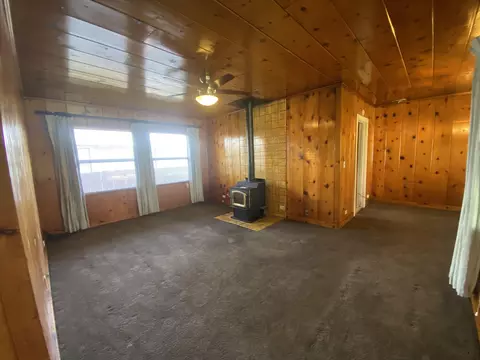230 Myrtle St, Chester, CA 96020