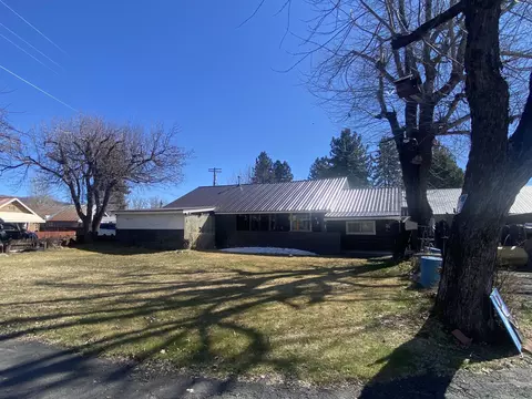 Exterior - 230 Myrtle St, Chester, CA 96020 photo 6 of 12