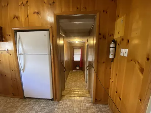 Entry Way - 230 Myrtle St, Chester, CA 96020 photo 4 of 4