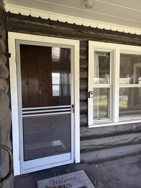 230 Myrtle St, Chester, CA 96020 photo 2