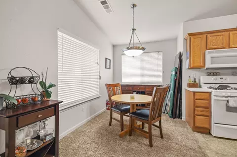 Dining - 732 Stonebriar Trl, Redding, CA 96003 photo 1 of 1