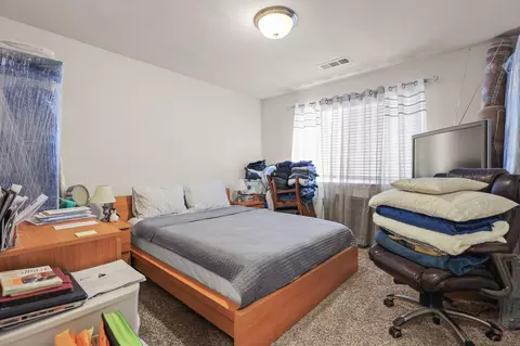 Bedroom - 732 Stonebriar Trl, Redding, CA 96003 photo 2 of 2