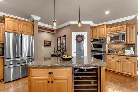 Kitchen - 3647 Laver Ct, Redding, CA 96002 photo 4 of 4