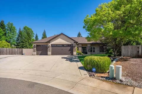 Exterior - 3647 Laver Ct, Redding, CA 96002 photo 13 of 32