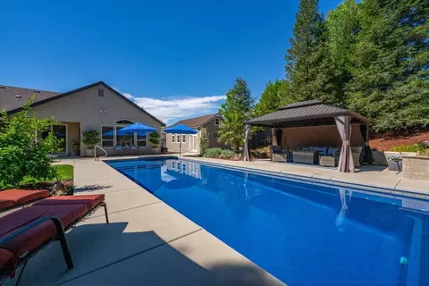Exterior - 3647 Laver Ct, Redding, CA 96002 photo 22 of 32