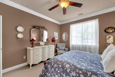 Bedroom - 3647 Laver Ct, Redding, CA 96002 photo 3 of 6