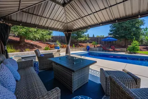 Exterior - 3647 Laver Ct, Redding, CA 96002 photo 23 of 32