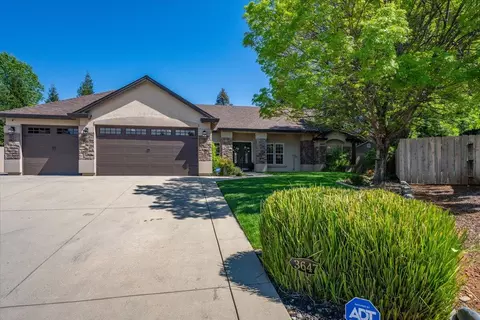 Exterior - 3647 Laver Ct, Redding, CA 96002 photo 28 of 32