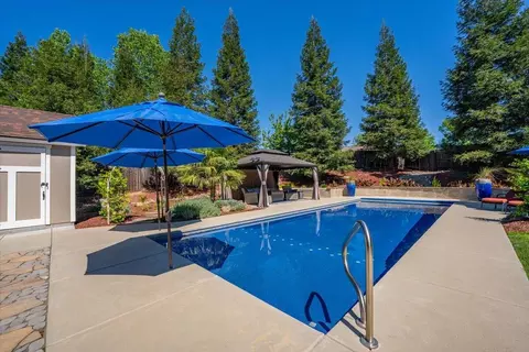 Exterior - 3647 Laver Ct, Redding, CA 96002 photo 20 of 32