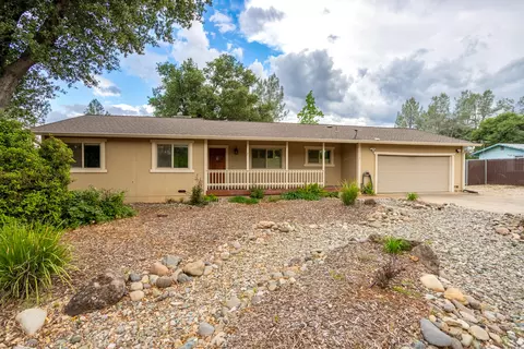 17107 Jay Dee Ln, Anderson, CA 96007