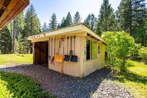 Exterior - 30481 Rl Smith Logging Rd, Oak Run, CA 96069 photo 6 of 18