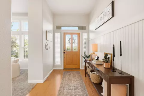 Entry Way - 1030 Tulare Ct, Redding, CA 96003 photo 1 of 1