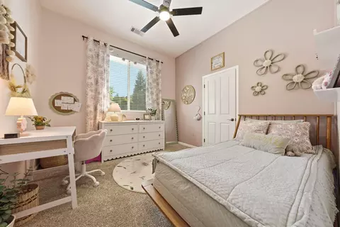 Bedroom - 1030 Tulare Ct, Redding, CA 96003 photo 3 of 3