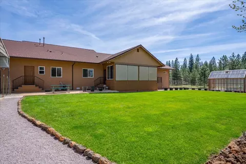 32677 Emigrant Trl, Shingletown, CA 96088