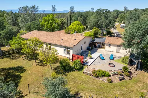 21100 Doe Run Way, Red Bluff, CA 96080 photo 3
