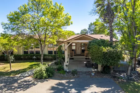 21100 Doe Run Way, Red Bluff, CA 96080