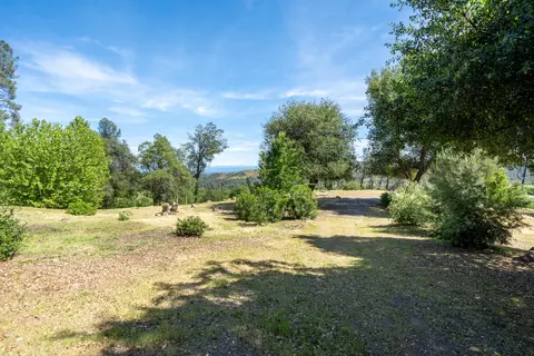15809 Old Stage Coach Rd, Redding, CA 96001 photo 4