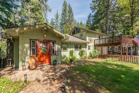 171 Airport Rd, Trinity Center, CA 96091