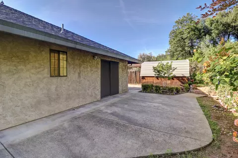 Exterior - 1773 Soda Springs Cir, Redding, CA 96002 photo 8 of 13