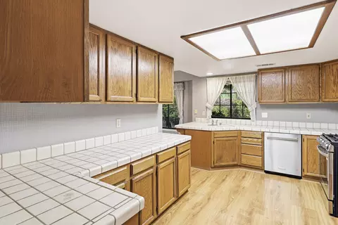 Kitchen - 1773 Soda Springs Cir, Redding, CA 96002 photo 1 of 4