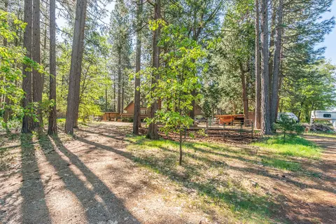 Exterior - 29837 Westmoore Rd, Shingletown, CA 96088 photo 4 of 9