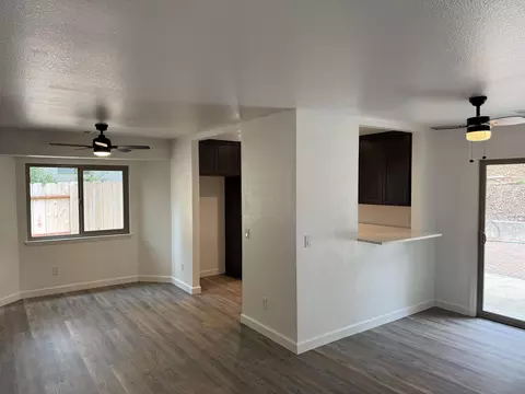 Living - 1785 Soda Springs Cir, Redding, CA 96002 photo 3 of 3