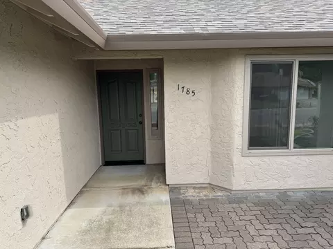 Exterior - 1785 Soda Springs Cir, Redding, CA 96002 photo 5 of 25