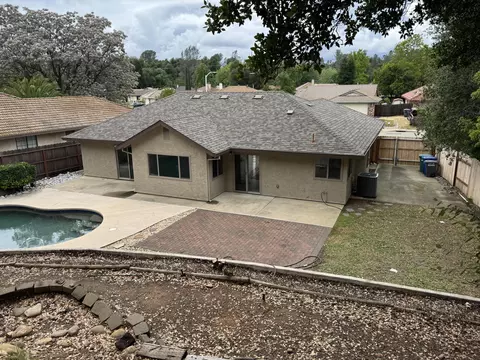 Exterior - 1785 Soda Springs Cir, Redding, CA 96002 photo 12 of 25