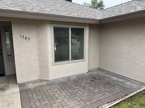 Exterior - 1785 Soda Springs Cir, Redding, CA 96002 photo 4 of 25