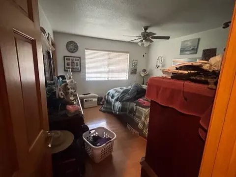 Bedroom - 20120 Arrowood St, Burney, CA 96013 photo 2 of 2