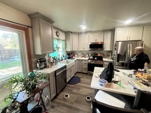 Kitchen - 20120 Arrowood St, Burney, CA 96013 photo 3 of 5