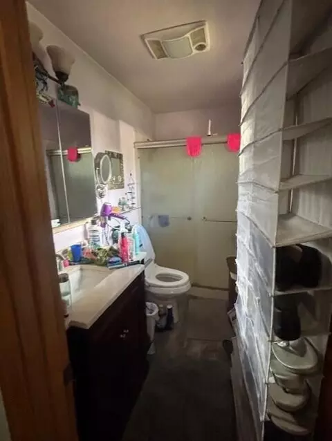 Bath - 20120 Arrowood St, Burney, CA 96013 photo 1 of 2