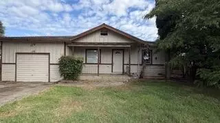 1150 Bond St, Redding, CA 96002
