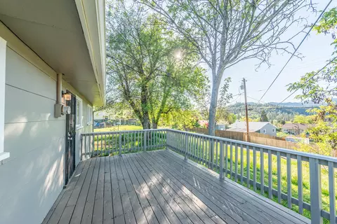 Exterior - 293 First Ave, Lewiston, CA 96052 photo 8 of 19