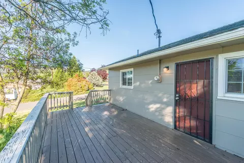 Exterior - 293 First Ave, Lewiston, CA 96052 photo 7 of 19