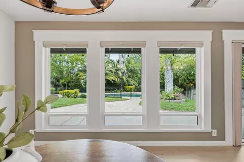 Dining - 2230 Wicklow St, Redding, CA 96001 photo 1 of 1